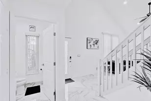 128 N Royal Pine Cir N, Royal Palm Beach, FL 33411 - Photo 4