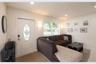 140 NW 46th St, Oakland Park, FL 33309 - Photo 4