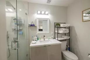 140 NW 46th St, Oakland Park, FL 33309 - Photo 12