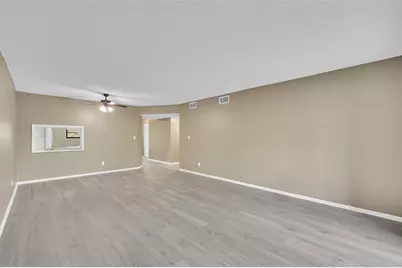 4950 E Sabal Palm Blvd, Unit #302, Tamarac, FL 33319 - Photo 12