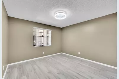 4950 E Sabal Palm Blvd, Unit #302, Tamarac, FL 33319 - Photo 16