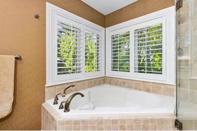 359  Poinciana Dr, Fort Lauderdale, FL 33301 - Photo 24