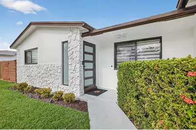 407 SE 5th St, Dania Beach, FL 33004 - Photo 2