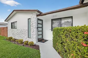 407 SE 5th St, Dania Beach, FL 33004 - Photo 2