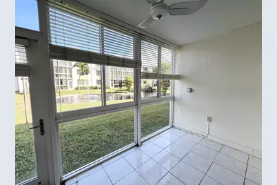 6005  Del Lago Cir, Unit #102, Sunrise, FL 33313 - Photo 4