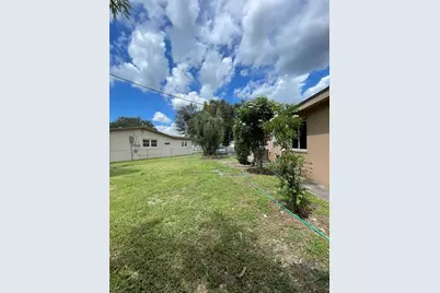 8948 SW 53rd Street, Cooper City, FL 33328 - Photo 4