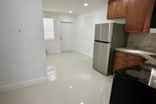 2312 Cleveland St, Hollywood, FL 33020 - Photo 4