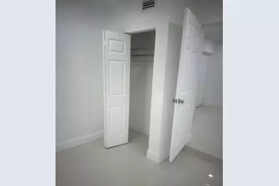 2312  Cleveland St, Unit #2312, Hollywood, FL 33020 - Photo 8