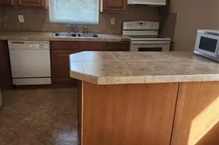 4150 Woodside Dr, Coral Springs, FL 33065 - Photo 2