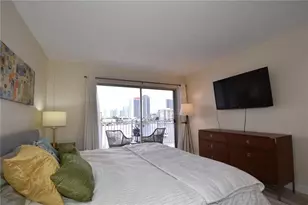 400 Golden Isles Dr, Hallandale Beach, FL 33009 - Photo 14