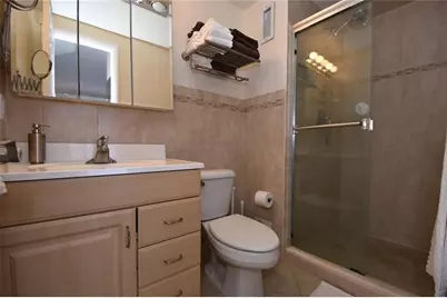 400  Golden Isles Dr, Unit #65, Hallandale Beach, FL 33009 - Photo 16