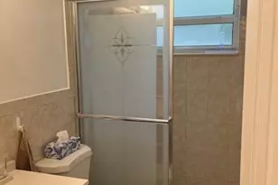 1351 N 12th Ct, Hollywood, FL 33019 - Photo 8