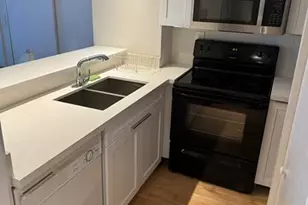 540 Brickell Key Dr Unit, Miami, FL 33131 - Photo 4