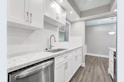 801 S Federal Hwy, Unit #116, Pompano Beach, FL 33062 - Photo 12