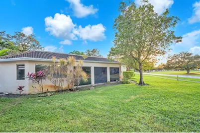 3501  Keyser Ave, Unit #29, Hollywood, FL 33021 - Photo 26