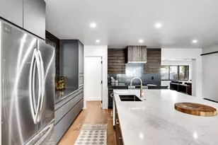 424 NE 2nd St, Pompano Beach, FL 33060 - Photo 4