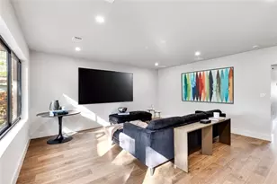 424 NE 2nd St, Pompano Beach, FL 33060 - Photo 8