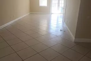 484 NW 43rd St, Oakland Park, FL 33309 - Photo 2