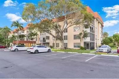 4166  Inverrary Dr, Lauderhill, FL 33319 - Photo 6