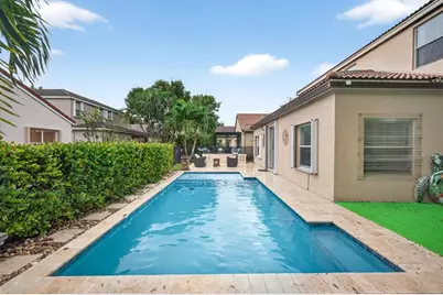 5784 NW 49th Ln, Coconut Creek, FL 33073 - Photo 2