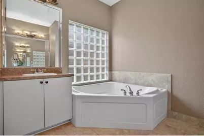 5784 NW 49th Ln, Coconut Creek, FL 33073 - Photo 24