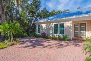 1090 Buckhead Dr, Vero Beach, FL 32968 - Photo 4