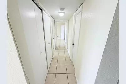 496 NW 165th Street Rd, Unit #D409, Miami, FL 33169 - Photo 10