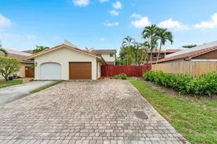 2530 NE 9th St, Fort Lauderdale, FL 33304 - Photo 26