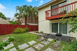 2530 NE 9th St, Fort Lauderdale, FL 33304 - Photo 28