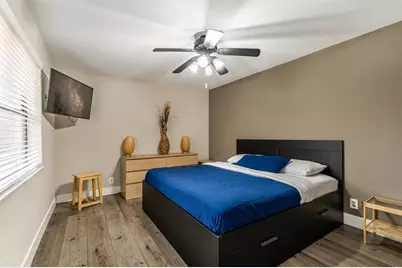 2530 NE 9th St, Unit #1, Fort Lauderdale, FL 33304 - Photo 14