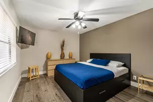 2530 NE 9th St, Fort Lauderdale, FL 33304 - Photo 14