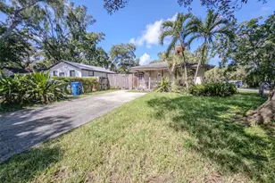 1403 SW 27th Ct, Fort Lauderdale, FL 33315 - Photo 18