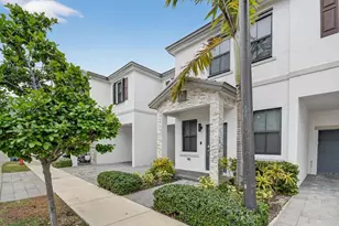 523 SW 19th Ter, Fort Lauderdale, FL 33312 - Photo 2