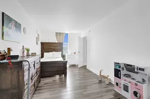 13499 Biscayne Blvd, North Miami, FL 33181 - Photo 28