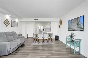 13499 Biscayne Blvd, North Miami, FL 33181 - Photo 24