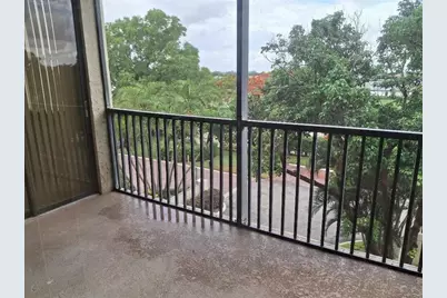 105  Lake Emerald Dr, Unit #405, Oakland Park, FL 33309 - Photo 24