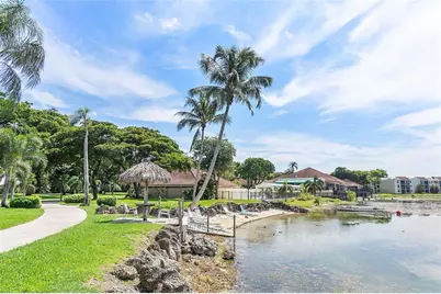 105  Lake Emerald Dr, Unit #405, Oakland Park, FL 33309 - Photo 38