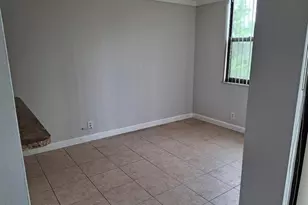 105 Lake Emerald Dr, Oakland Park, FL 33309 - Photo 8