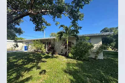 160 SE 15th Ave, Pompano Beach, FL 33060 - Photo 1