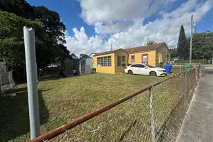 1300 NW 42nd St, Miami, FL 33142 - Photo 2