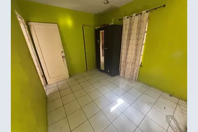 1300 NW 42nd St, Miami, FL 33142 - Photo 8