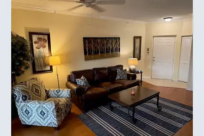 2730  Anzio Ct, Unit #305, Palm Beach Gardens, FL 33410 - Photo 4