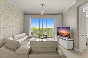 3500 Oaks Clubhouse Dr, Pompano Beach, FL 33069 - Photo 14