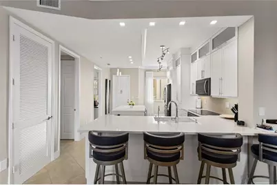 3500  Oaks Clubhouse Dr, Unit #505, Pompano Beach, FL 33069 - Photo 6