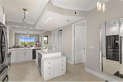 3500  Oaks Clubhouse Dr, Unit #505, Pompano Beach, FL 33069 - Photo 4