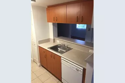 816 NW 11th St, Unit #710, Miami, FL 33136 - Photo 6