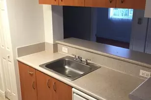 816 NW 11th St, Miami, FL 33136 - Photo 6