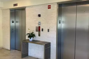 816 NW 11th St, Miami, FL 33136 - Photo 10