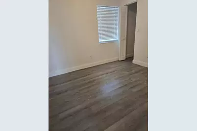 5239 NW 198th Ter, Miami Gardens, FL 33055 - Photo 4