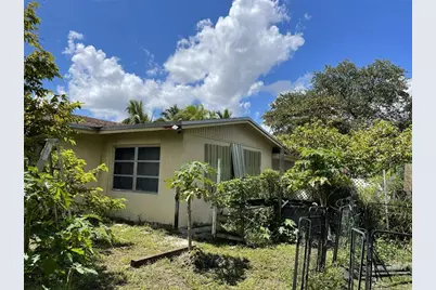 671 NW 38th St, Deerfield Beach, FL 33064 - Photo 34